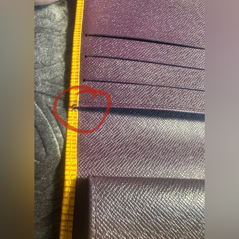 100%AUTHENTIC!LV Sarah Continental Wallet YellowEpiLeatherPurpleInterior - Picture 9 of 12